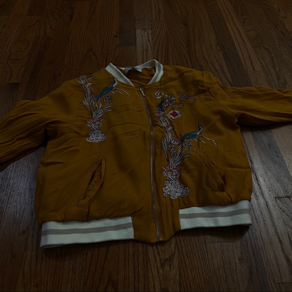 Embroidered Sweater - Picture 4 of 6